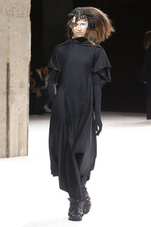 Yohji Yamamoto Fall 2018 Ready-to-Wear , Ёдзи Ямамото осень зима 2018 , Fashion show , неделя моды в Париже , PFW , Mainstyles